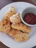 Tiras de pollo al horno con parmesano