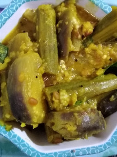 முருங்கைக்காய் கத்திரிக்காய் கூட்டு செய்முறை முக்கிய புகைப்படம்