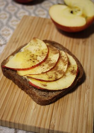 Foto principal de Tostada de queso crema y manzana en freidora de aire 🍎