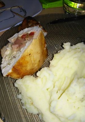 Una foto de Pechugas de pollo rellenas