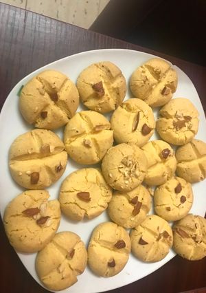 A picture of Naan khatai.