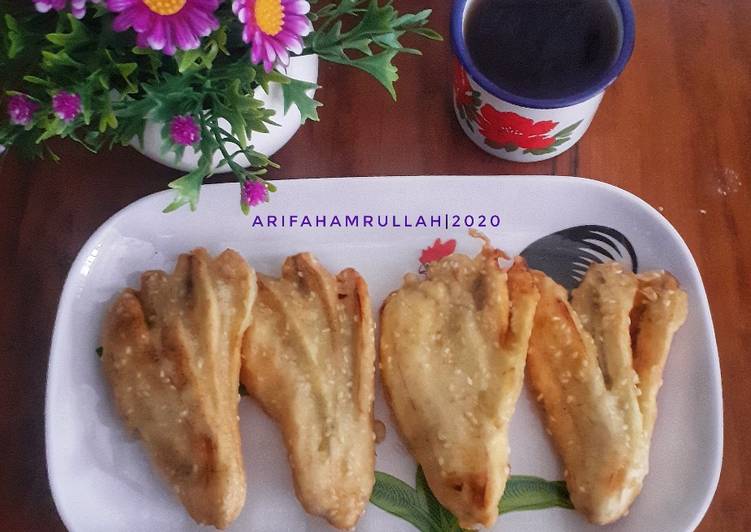 Masakan Populer Pisang goreng kipas wijen Ala Warung