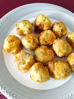 Una foto de Buñuelos de bacalao