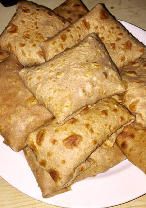 Una foto de Wraps integrales de repollo, zanahoria y puerro