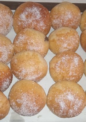 صورة لوصفة بريوش سهل واقتصادي محشو بشوكولاتة على طريقتي