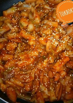 Hình của món Tokbokki nhà làm.