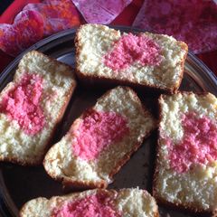 A picture of Hidden Hearts Cake.