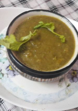 A picture of Amchoor ki Chutney.