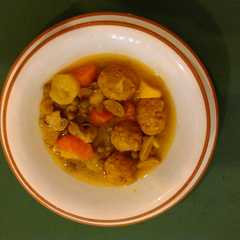 Una foto de Albóndigas con verduras