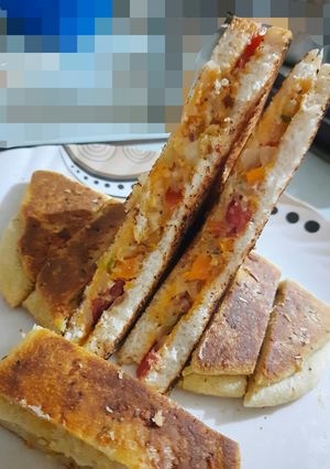 વડા પાંવ ફ્લેટ બ્રેડ (Vada Pav Flat Bread Recipe In Gujarati) રેસીપી મુખ્ય ફોટો