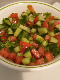 Una foto de Ensalada fresca de mediterránea