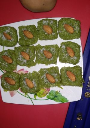 A picture of Pumpkin barfi.