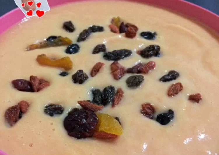 Papaya yoghurt smoothies