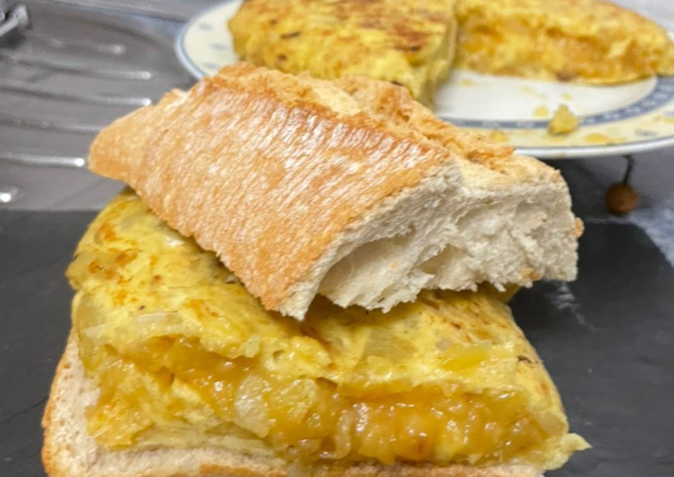 Bocadillo de tortilla de patata 🥔