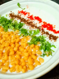 बूंदी रायता (Boondi Raita recipe in Hindi) रेसिपी मुख्य फोटो