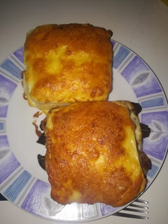 Una foto de Croque monsieur con bacon
