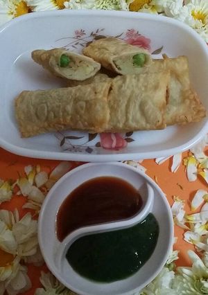 A picture of Aloo Mutter Wraps.