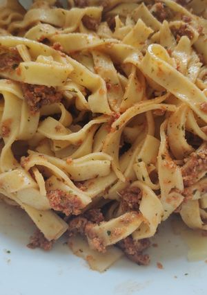 Une photo de 🌟⭐⭐Pesto rouge