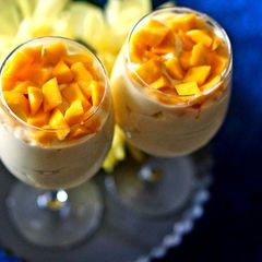 A picture of Easy Mango mousse.
