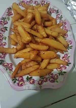 صورة لوصفة بطاطا مقلية في الفرن