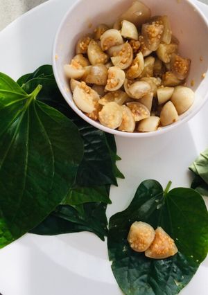Hình của món Lá lốt têm cà pháo chua ngọt.