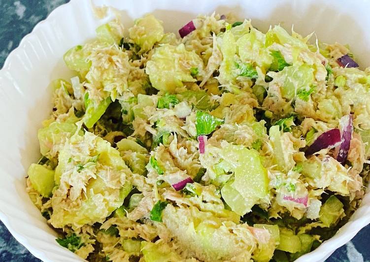 Recipe of Perfect Avocado &amp; Tuna Salad