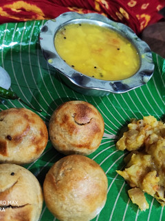 ढाबा स्टाइल बाटी चोखा दाल (Dhaba Style bati chokha dal recipe in hindi) रेसिपी मुख्य फोटो