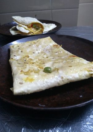 વેજ. મખ્ખનવાલા પાપડ પોકેટ (Veg Makhanwala Papad pocket Recipe in Gujarati) રેસીપી મુખ્ય ફોટો