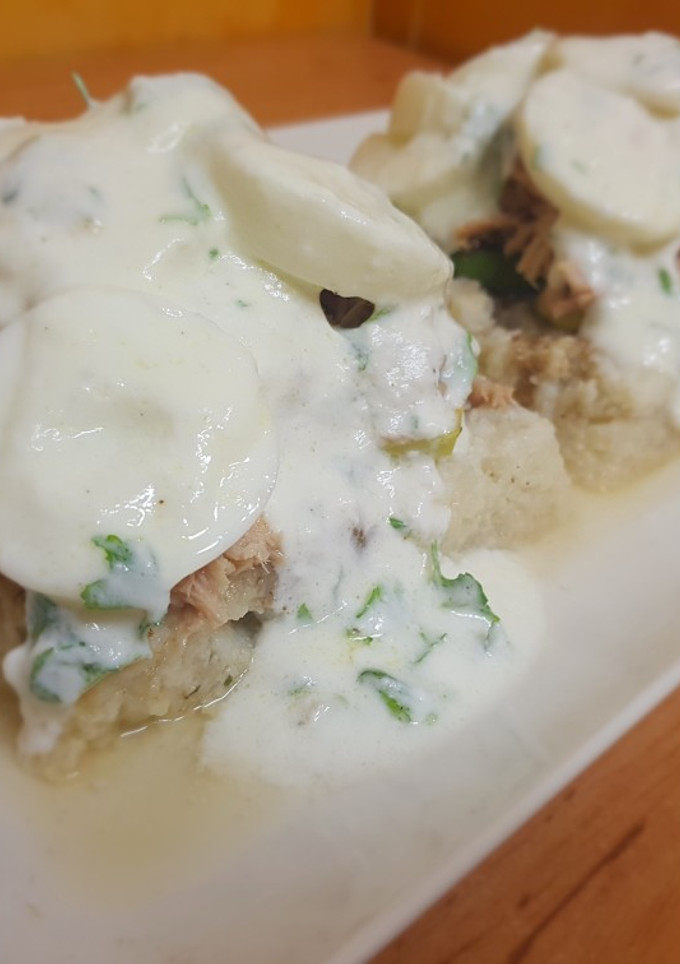 Una foto de Tartar de coliflor y atún a mi manera