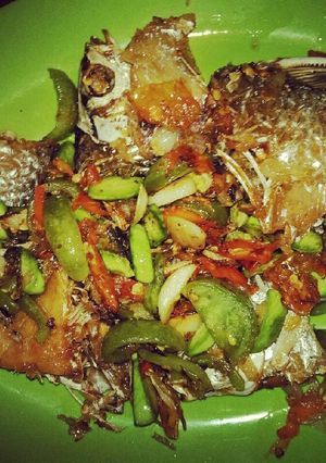 Foto resep Sambal Ikan Asin Pete