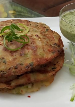 A picture of Rice Cheela.
