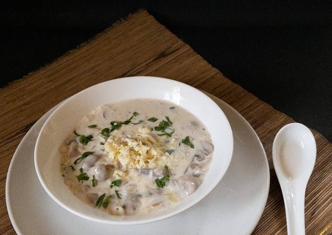 How to Make Quick Chunky Mushroom Soup