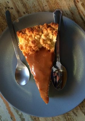 Una foto de Apple pie con dulce de leche