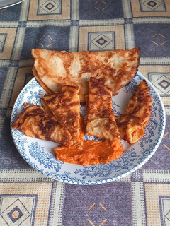 1650. Édesburgonyás sós palacsinta házi gulyáskrémmel töltve 😋 recept fotója