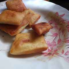 A picture of Mandazi.