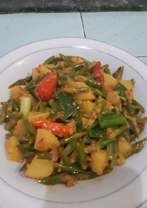 Foto resep Buncis kentang bumbu kuning