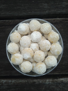 Foto resep Almond Cheese Snowball (Putri Salju Almond Keju)