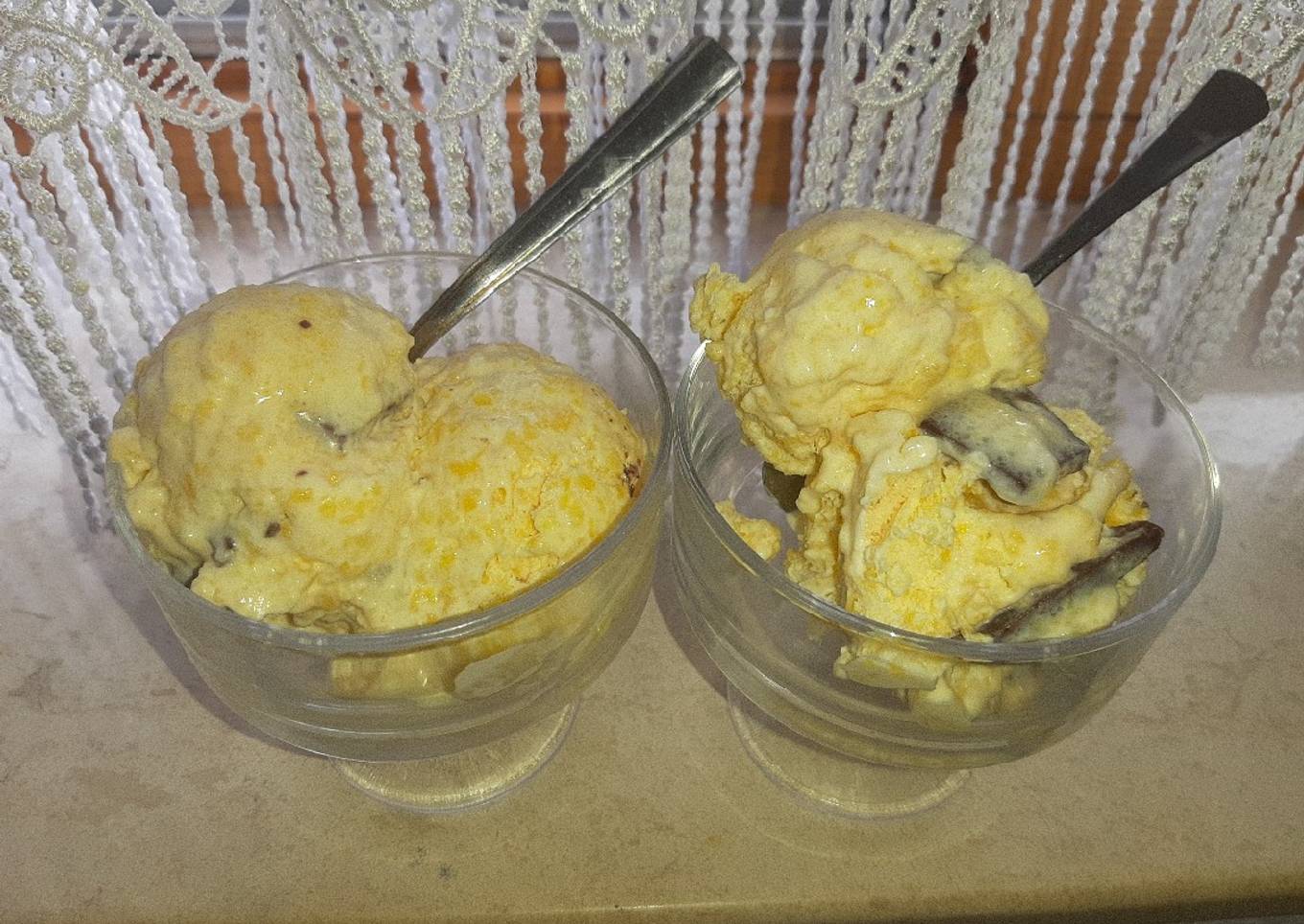 Mango kulfi with coffee-choco piecesðŸ¥­ðŸ¥­ðŸ¥­ðŸ¥­ðŸ¥­ðŸ¥­ðŸ¥­ðŸ¥­ðŸ¥­ðŸ¥­ðŸ¥­ðŸ¥­ðŸ«ðŸ«