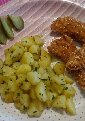 Rántott csirkemell-csíkok recept fotója