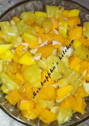 A picture of Kaddoo fruit salad.