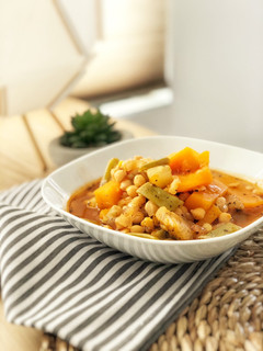 Una foto de Olla Gitana de calabaza y pera en Olla GM modelo H - Cocido vegano