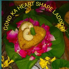 Gond ka Heart Shape Laddoo A picture of Gond ka Heart Shape Laddoo.