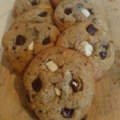 A picture of Decadent chocolate chip cookies. #snacksrecipecontest.