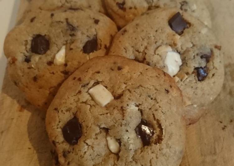Recipe of Homemade Decadent chocolate chip cookies. #snacksrecipecontest