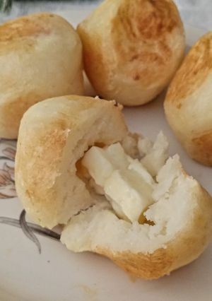 Una foto de Buñuelos de Yuca Rellenos con Queso