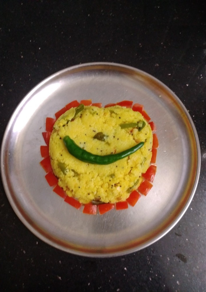 இதய வடிவில்,*ரவா கிச்சடி*(rava kichdi recipe in tamil) செய்முறை முக்கிய புகைப்படம்