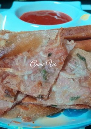 Hình của món Bánh tráng chiên nhân khoai môn.