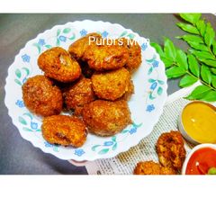 Sabudana vada A picture of Sabudana vada.