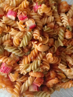 Una foto de Ensalada de espirales de pasta