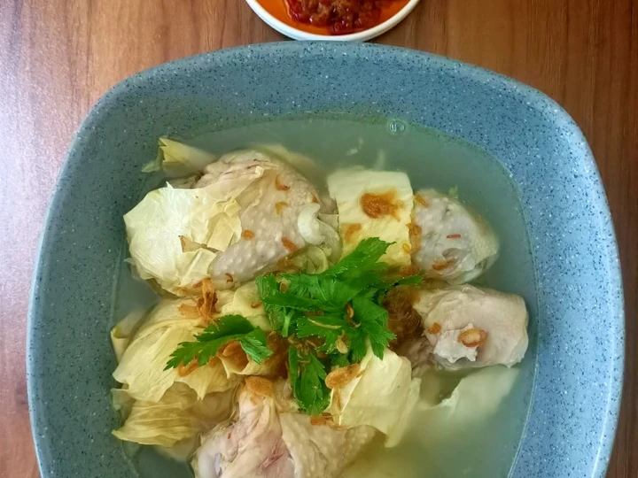 Langkah Mudah untuk Menyiapkan Resep Sup ayam kembang tahu yang Lezat Sekali Anti Ribet, Mantap